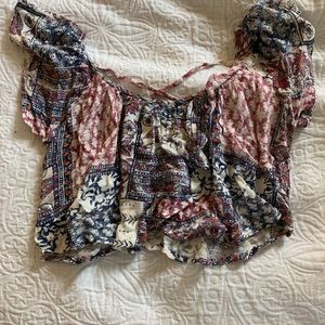 Billabong cropped flowy top